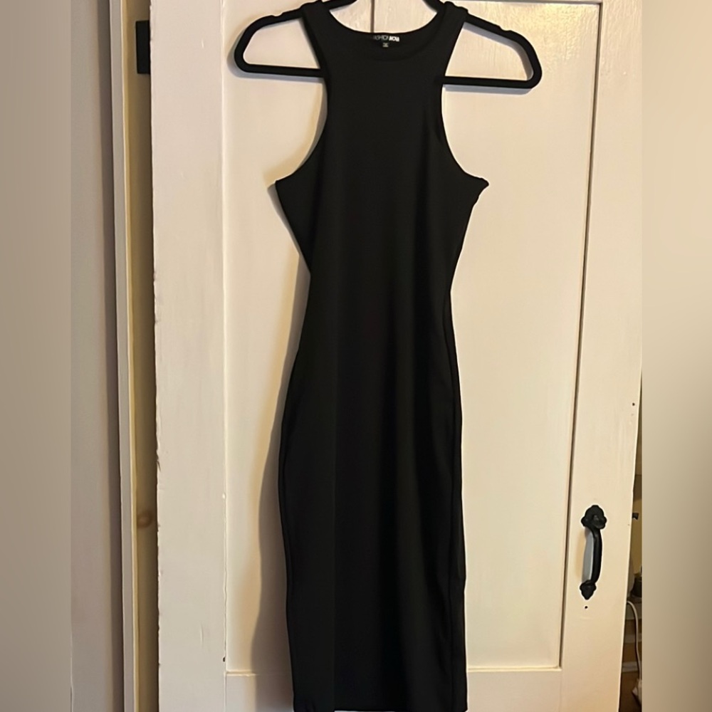 Fashion Nova Midi Sleeveless Dress